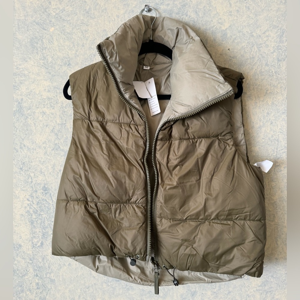 Adele B | Vest